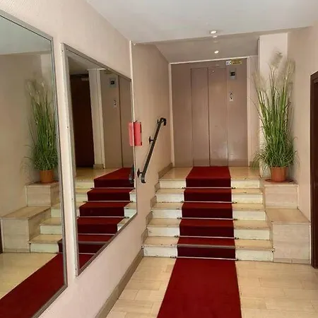 Apartment Place Du Marche - Centre ! Fontainebleau